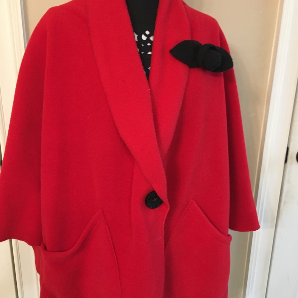 Red Wrap - Picture 2 of 2